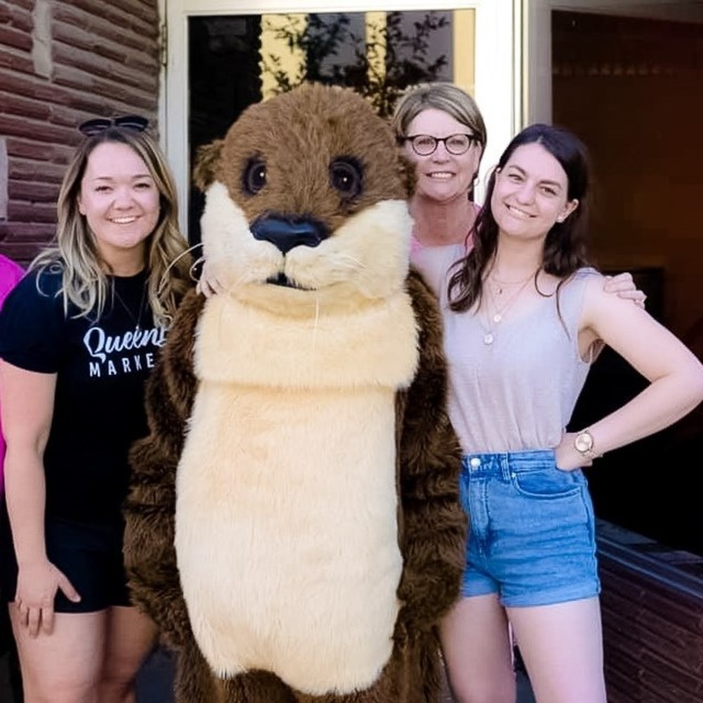 Meet your Posher, Stacy